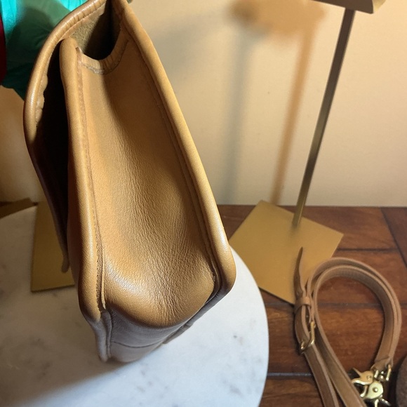 Coach VTG HTF BUTTERSCOTCH WILLIS CITY Bag - Picture 10 of 16